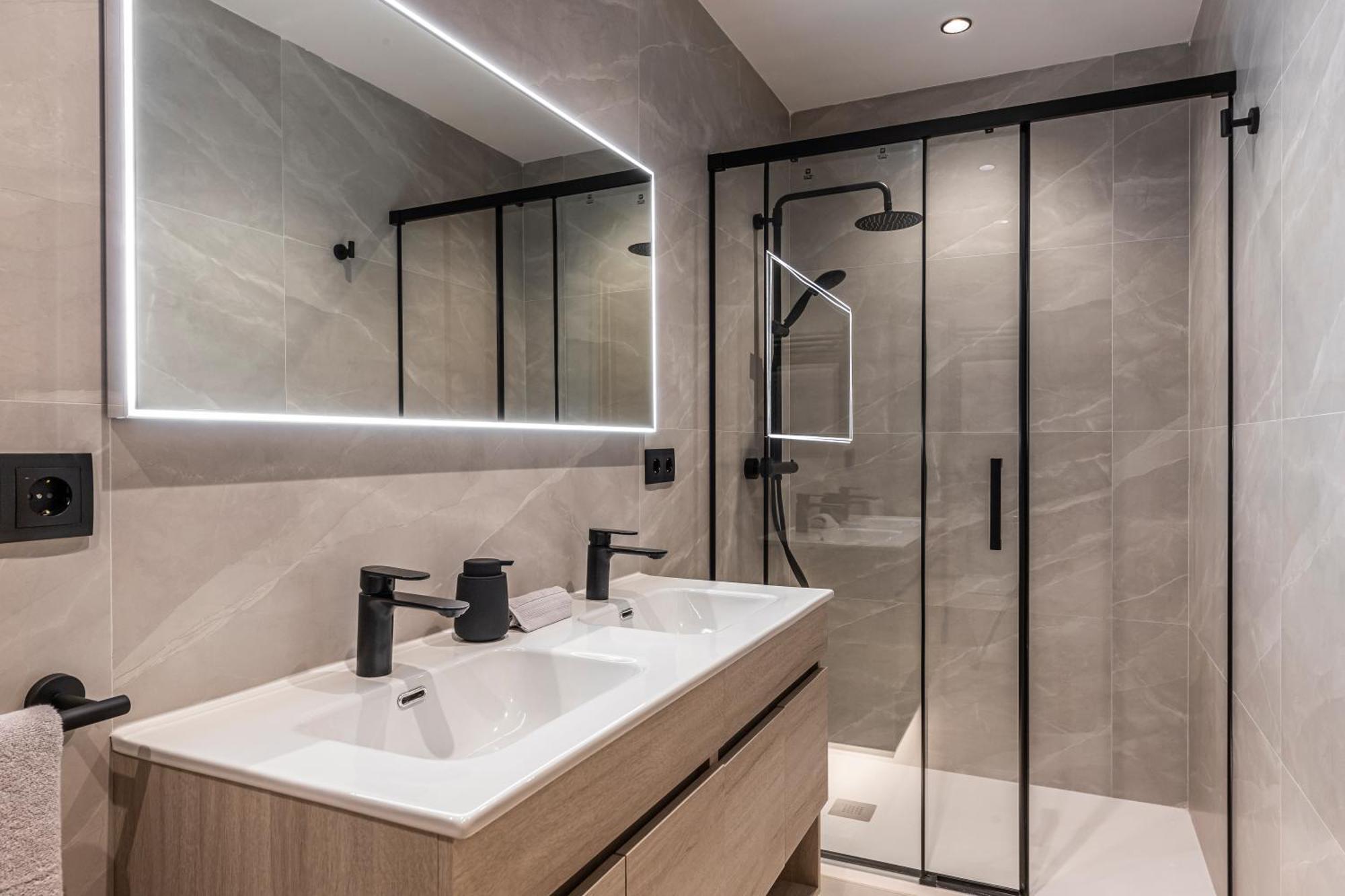 Mh Apartments Soho Madrid Eksteriør billede